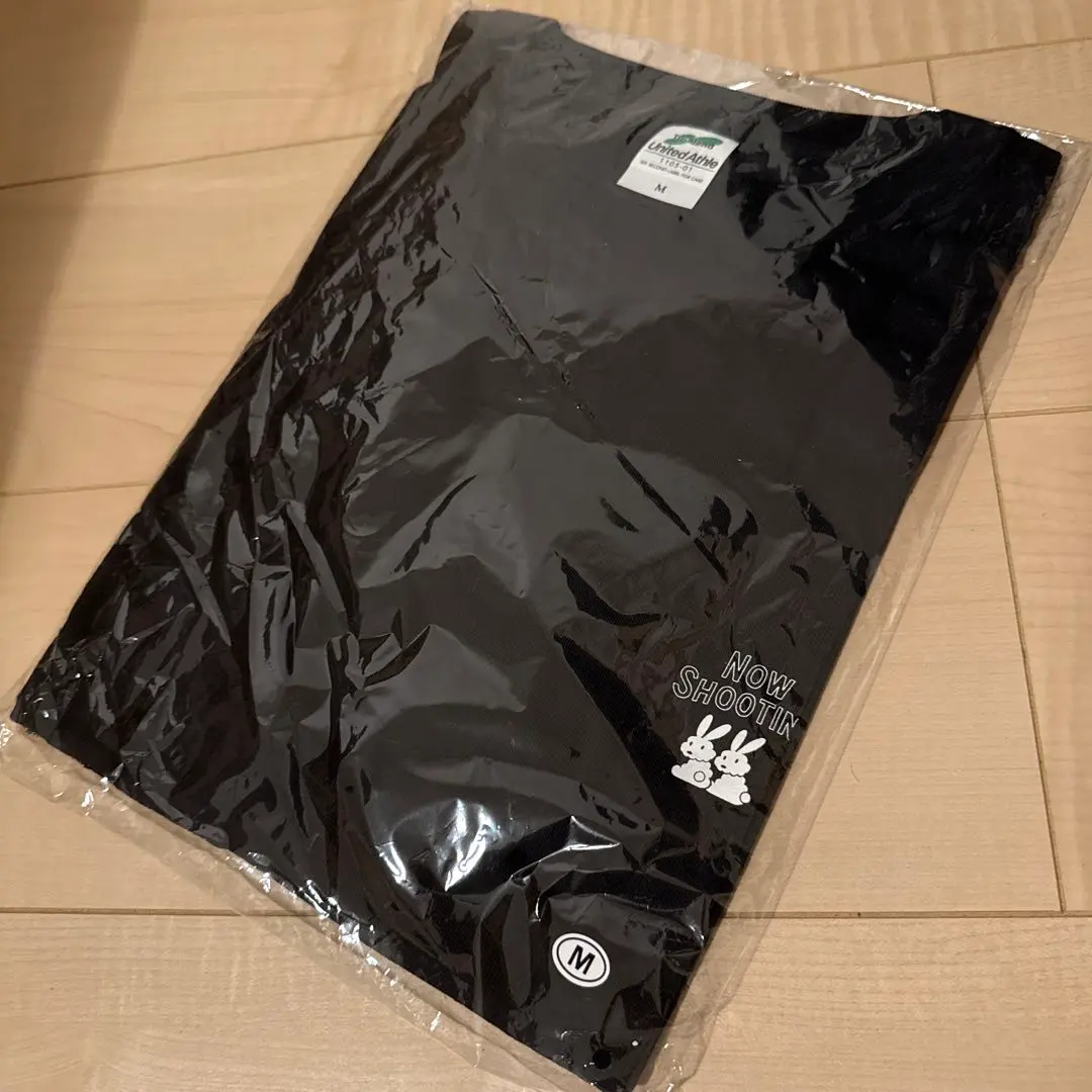 2025年最新】vivision tシャツの人気アイテム - メルカリ