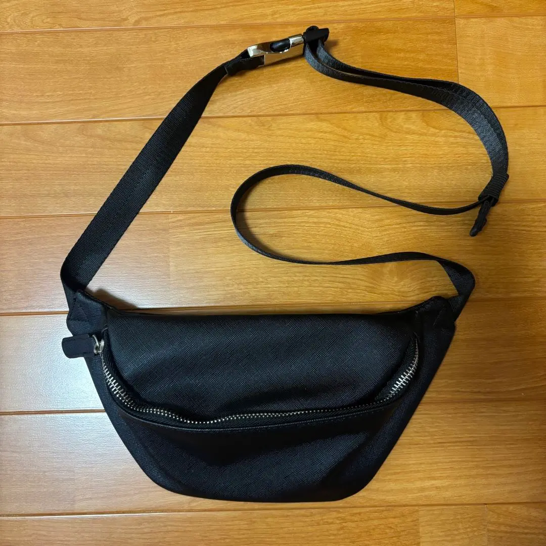 Thumbnail of Black body bag/waist pouch