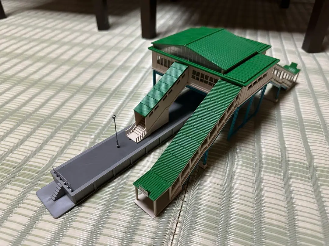 5414【未組立て品】KATO 橋上駅舎 島式ホーム 対向式ホーム 跨線橋 5414【未組立て品】KATO 橋上駅舎 島式ホーム 対向式ホーム 跨線橋