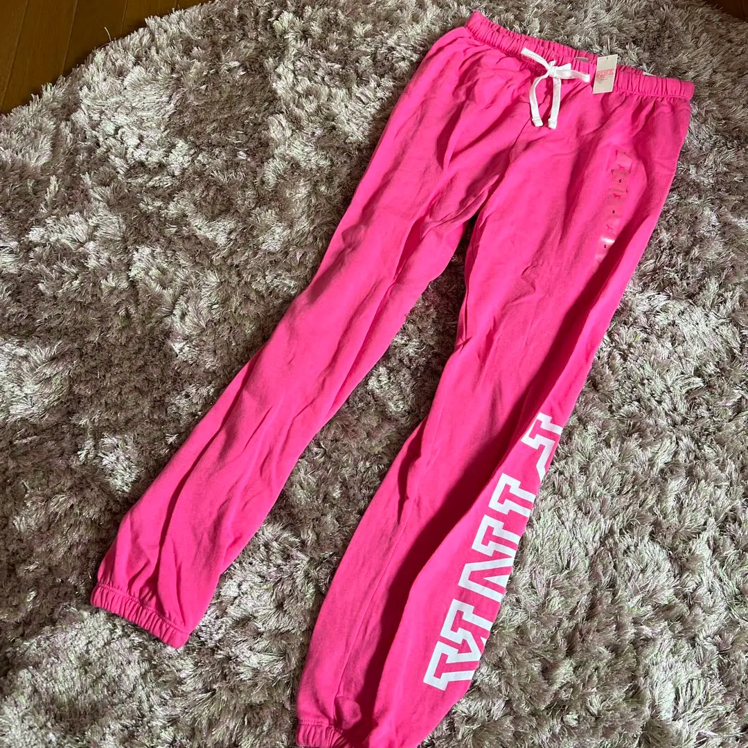 victoria'ssecret スウェットパンツ新品！未使用！ Victoria's Secret - victoria'ssecret スウェットパンツ新品