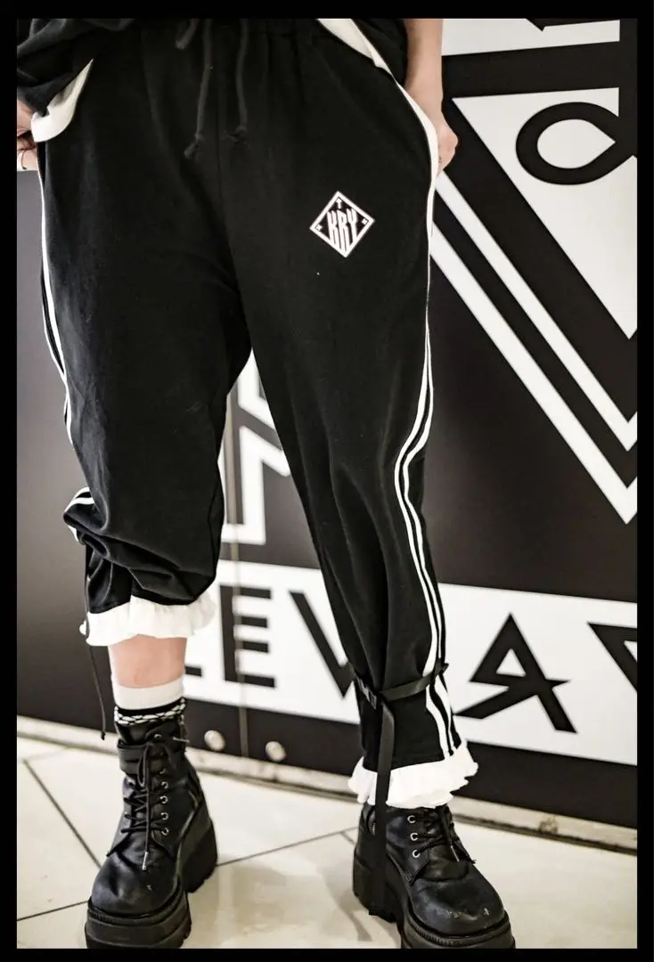 2025年最新】kry clothing ジャージの人気アイテム - メルカリ