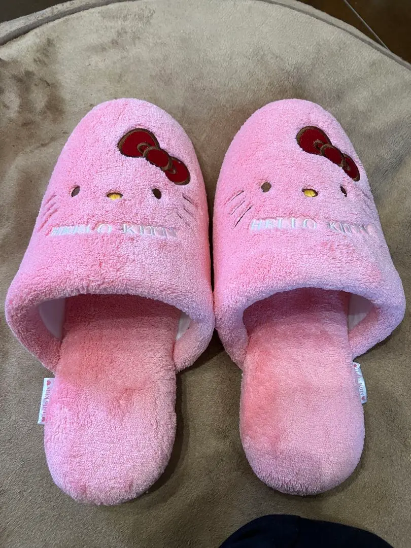 ハローキティ ふわふわスリッパ　レトロ　レア　サンリオ　未使用 ハローキティ ふわふわスリッパ レトロ レア サンリオ 未使用