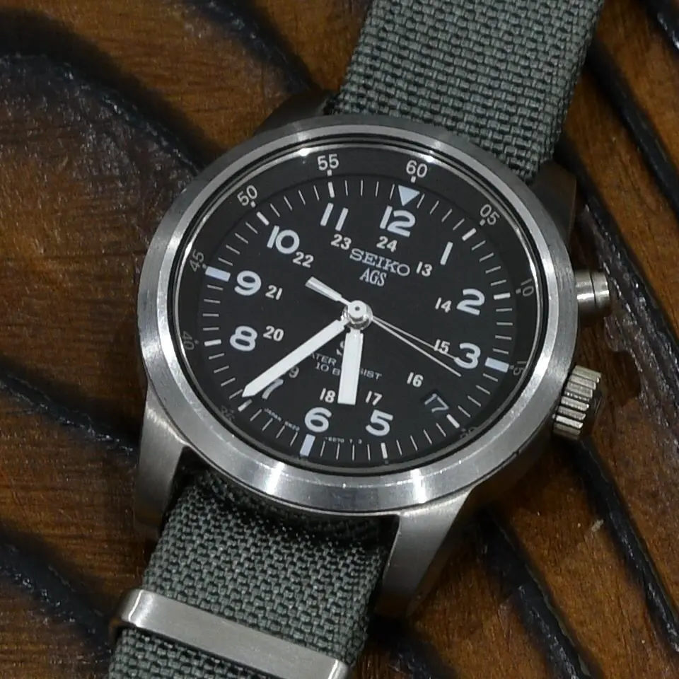 SEIKO SUS AGS 黒文字盤 腕時計 二次電池交換済】極美品・セイコーSUS AQUAシリーズAGS黒文字盤