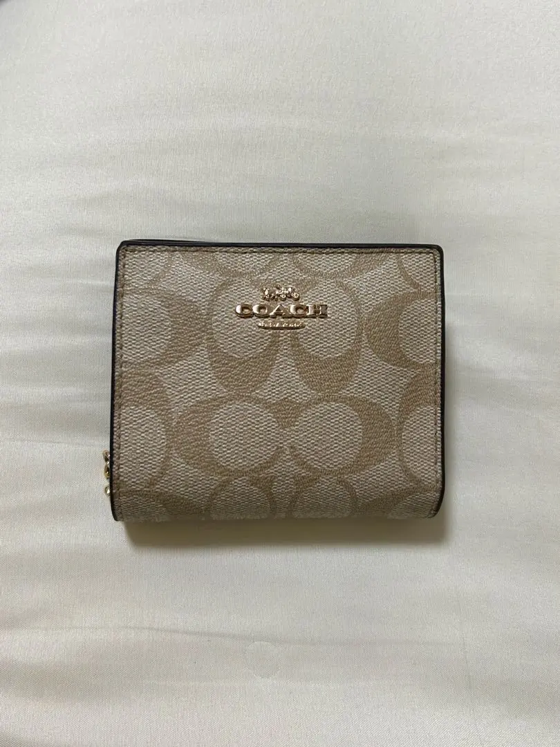 COACH 雙摺錢包 的縮圖