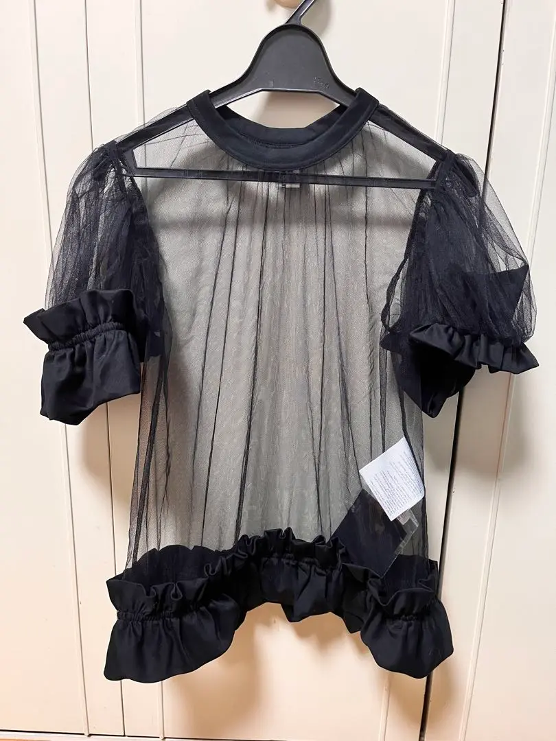 noir kei ninomiyaフリル付き黒半袖シャツ noir kei ninomiya（ノワールケイニノミヤ）カジュアルシャツ 黒
