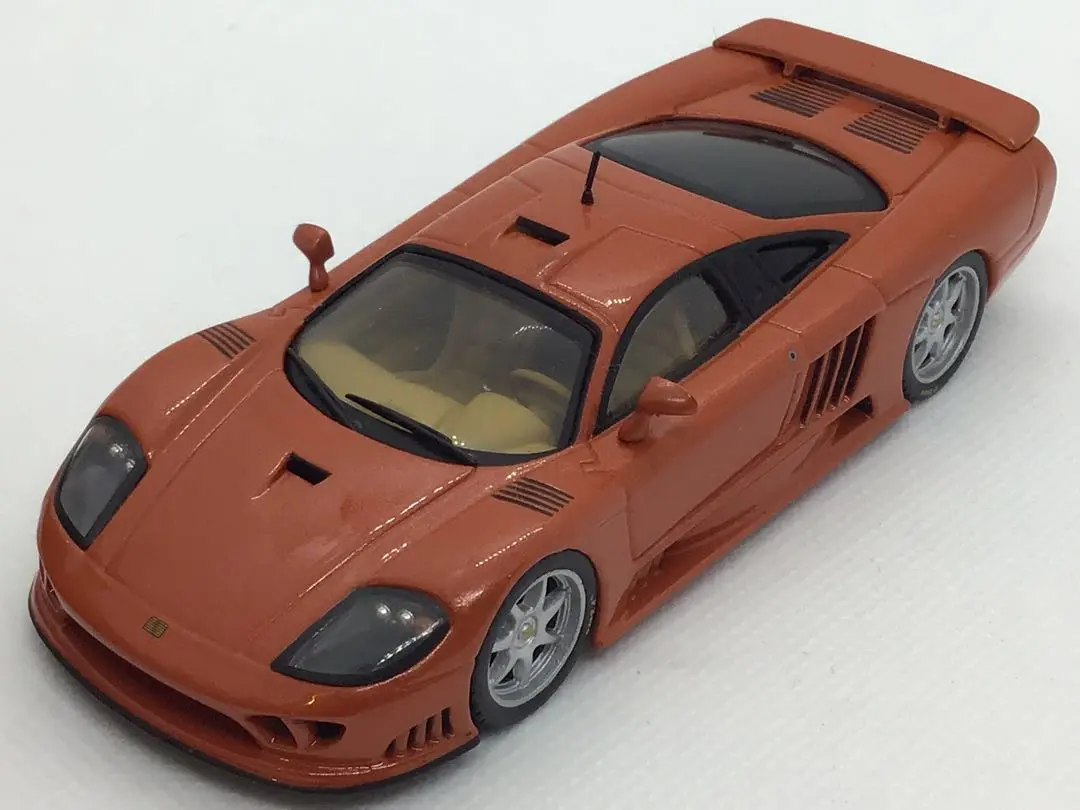 ホットウィール Saleen S7 1/18 ミニカー サリーン 黄 - 乗用車