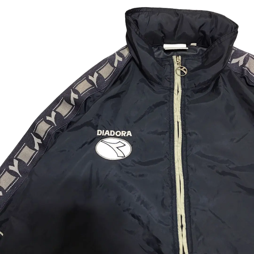 2025年最新】DIADORA ナイロンジャケットの人気アイテム - メルカリ