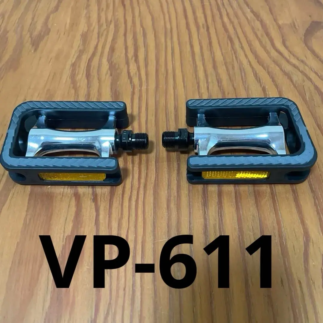 未使用　当時物　VP-956S 自転車用ペダル　LR　フラット／ベルト通し穴アリ 未使用 当時物 VP-956S 自転車用ペダル LR フラット／ベルト通し
