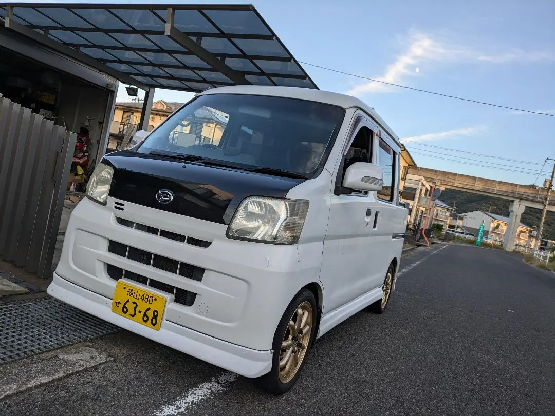 ハイゼットアトレ ABA-S321G ボンネットフード 53301-B5043 W20 ホワイト 中古中古部品 ハイゼットアトレ S321G ﾎﾞﾝﾈｯﾄﾌｰﾄﾞ