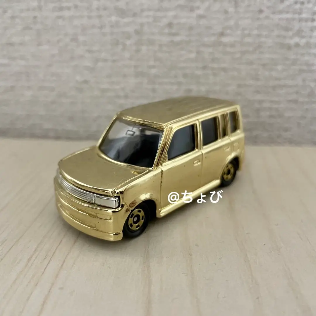 【即購入OK】トミカ 金メッキ ステージア 2000年 トミカ 500台限定 お正月 日産 ステージア 金メッキチェーン