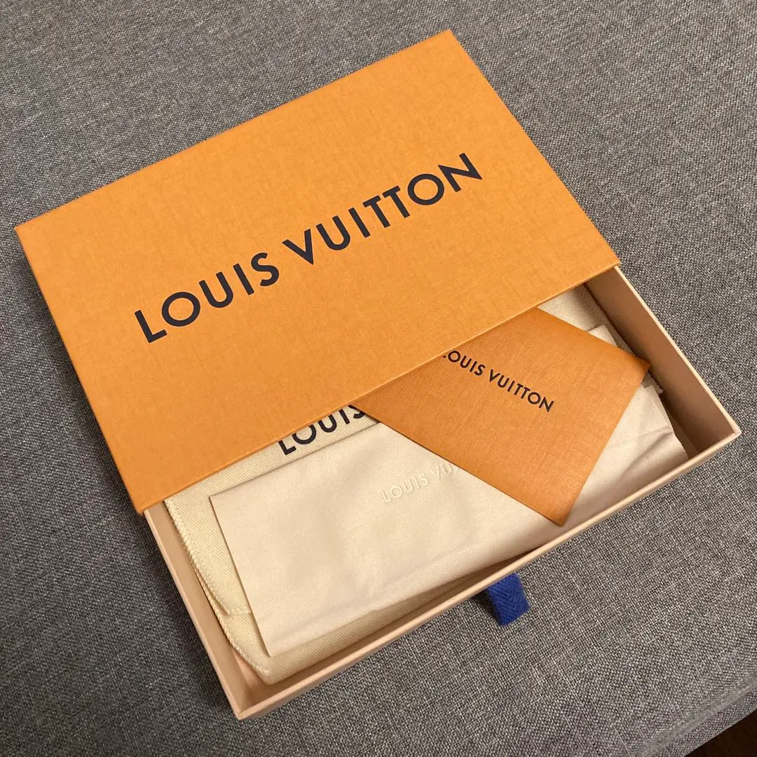 LOUIS VUITTON　空箱　保存布袋　清潔劑　說明書等 的縮圖