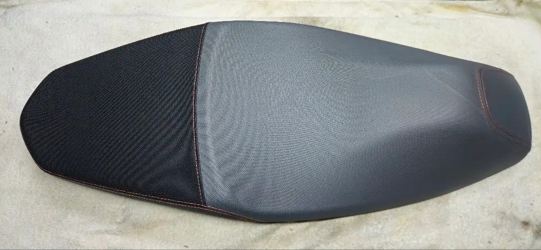 PCX125 jf56 純正シート Amazon | PCX 純正シート PCX125 (JF56) / PCX150 (KF18