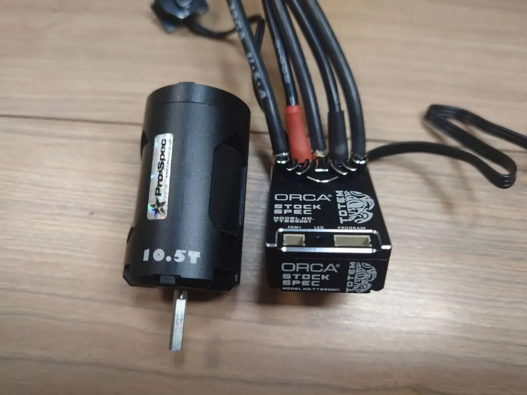 ORCA 13.5Tモーター&アンプ&プログラムカードセット(中古品)