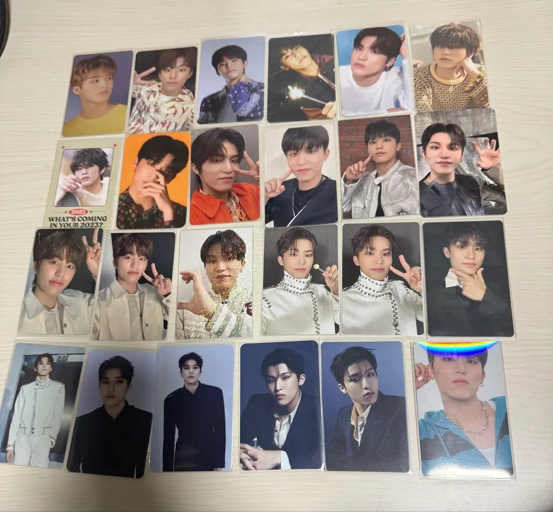 Thumbnail of treasure Junghwan photocard