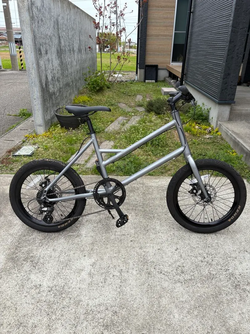 【大放出セール】 ライトウェイ グレイシア 走行100km程度 ミニベロ 自転車本体