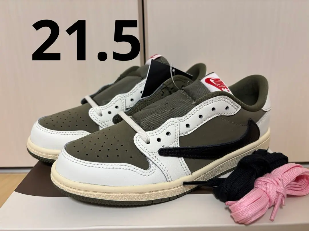 幼児用トラヴィス スコット ジョーダン 1 とエアマックス 1  2足 幼児用トラヴィス スコット ジョーダン 1 とエアマックス 1 2足