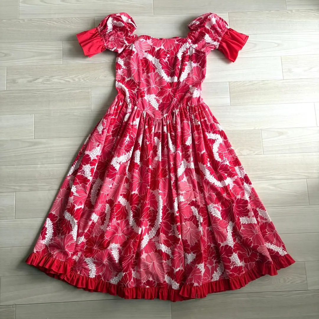 【美品 日本製 フラダンス衣装】レッド Paondor パンドール ワンピース ドレス 赤 レース 花柄 光沢 上品 ハワイアン アロハ 日本製 フラダンス衣装】レッド Paondor ワンピース ドレス 赤