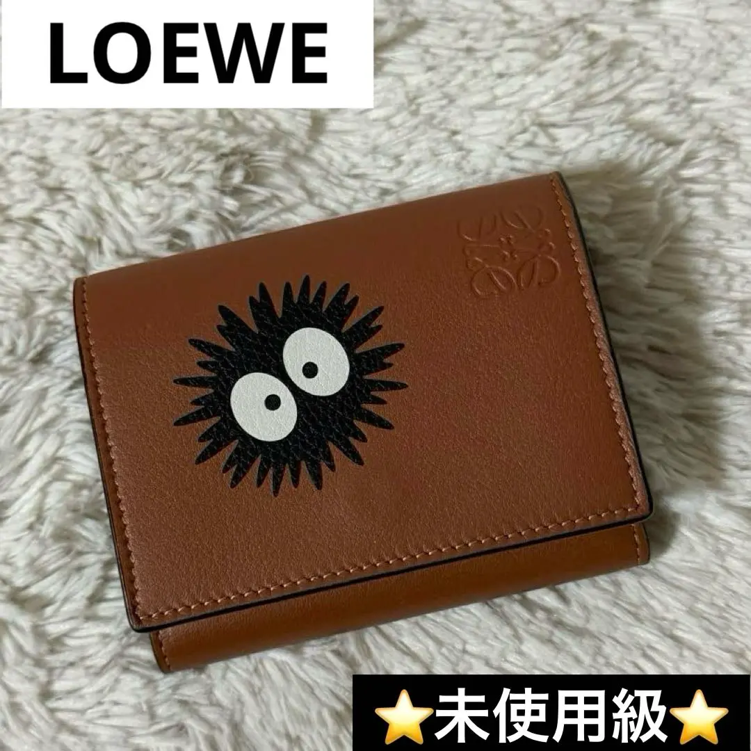 LOEWE トトロ 二つ折り財布 スタジオジブリ 21SS トトロ まっくろくろすけ 6カード 三つ折り