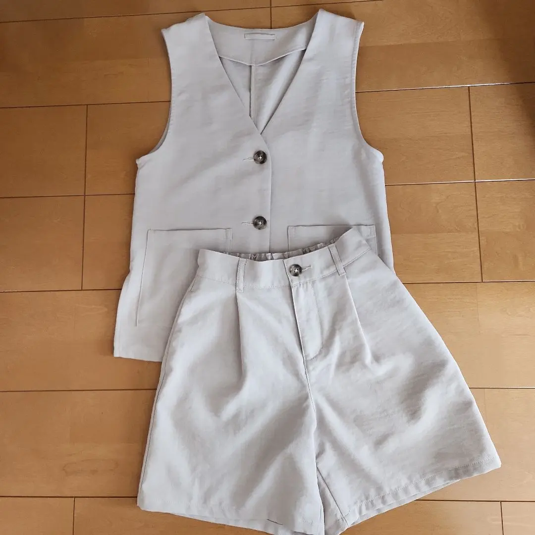 Thumbnail of Vest and shorts set☆