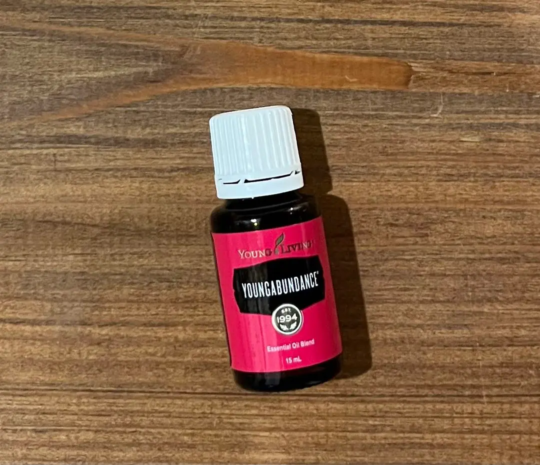 【新品未開封】ワイエルジョイ&ヤングアバンダンス15ml ヤングアバンダンス 15ml | ヤング・リヴィング精油 | Young