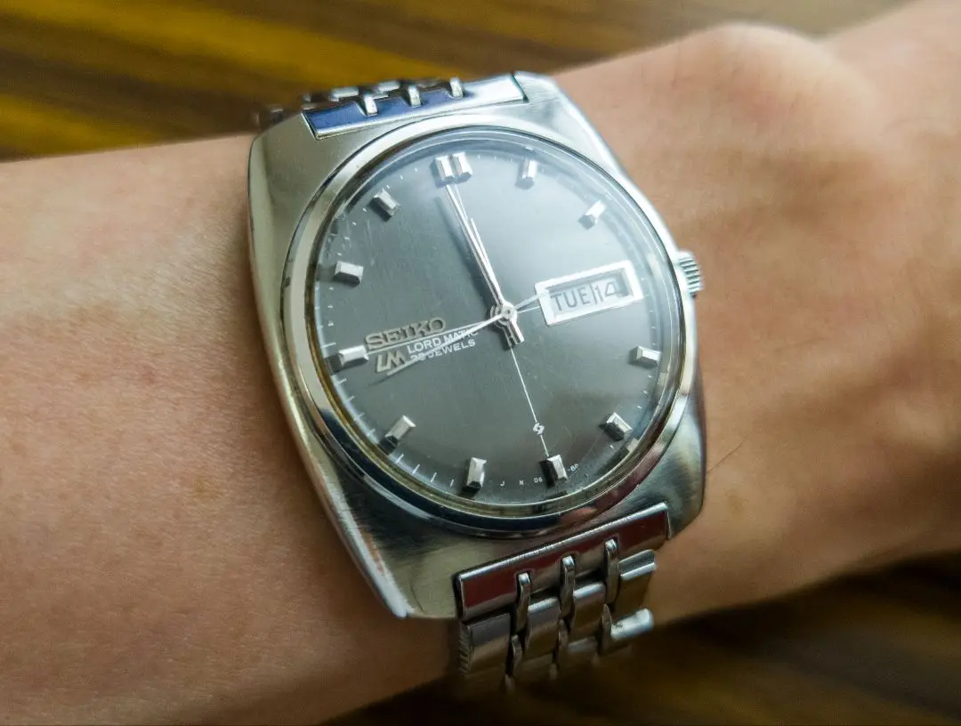 専用 ジャンク SEIKO 5606-7140.8305-8010 2025年最新】SEIKO 5606-8010の人気アイテム - メルカリ