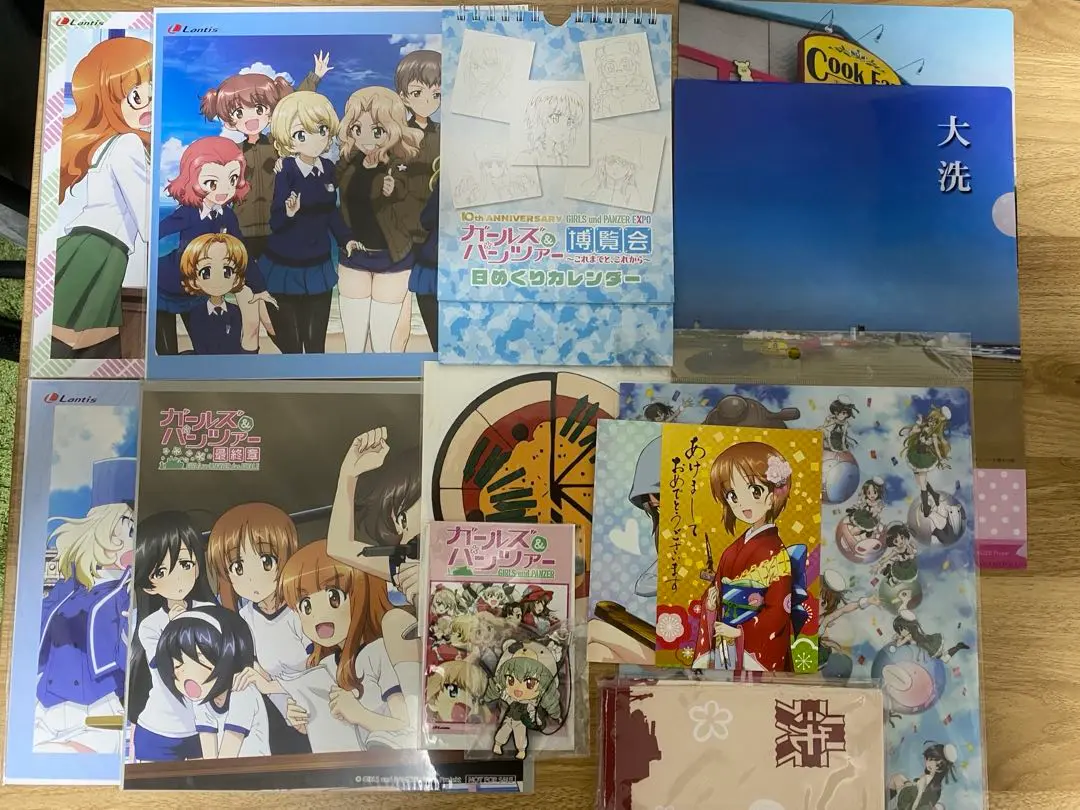 ガルパンポスター　合計7枚セット！ 2025年最新】ガルパン 最終章 L ポスターの人気アイテム - メルカリ