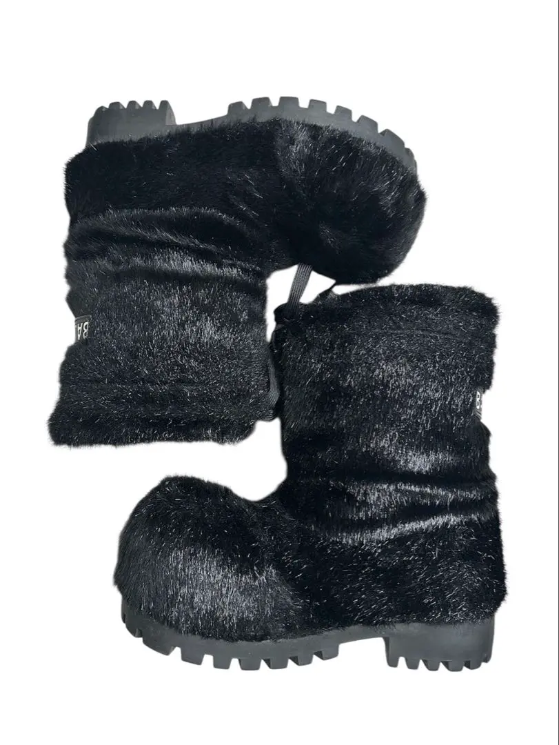 新品未使用BALENCIAGA バレンシアガALASKA FUR ハイブーツ BALENCIAGA】ALASKA FUR アラスカ ファー ハイブーツ