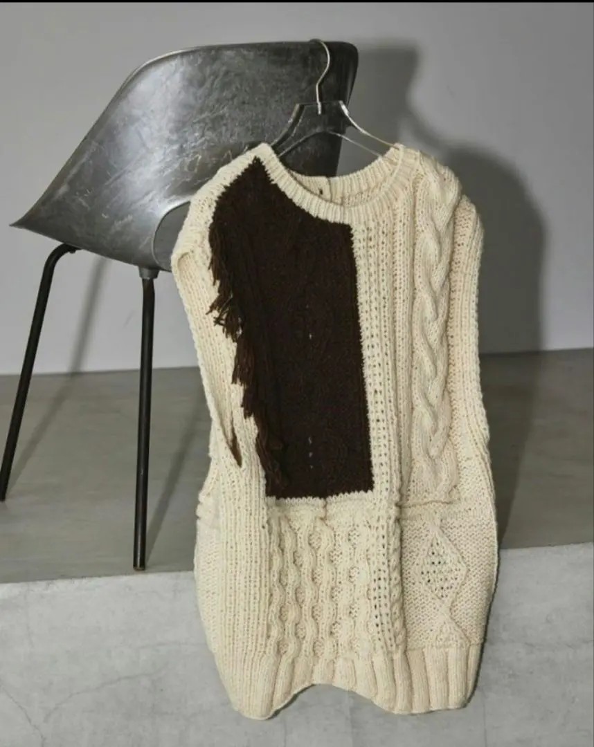 2025年最新】MIX handknit vestの人気アイテム - メルカリ