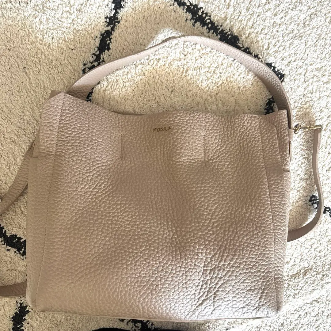 FURLA芙拉 2way CAPRICCIO HOBO 肩背包 單肩包 大容量 的縮圖