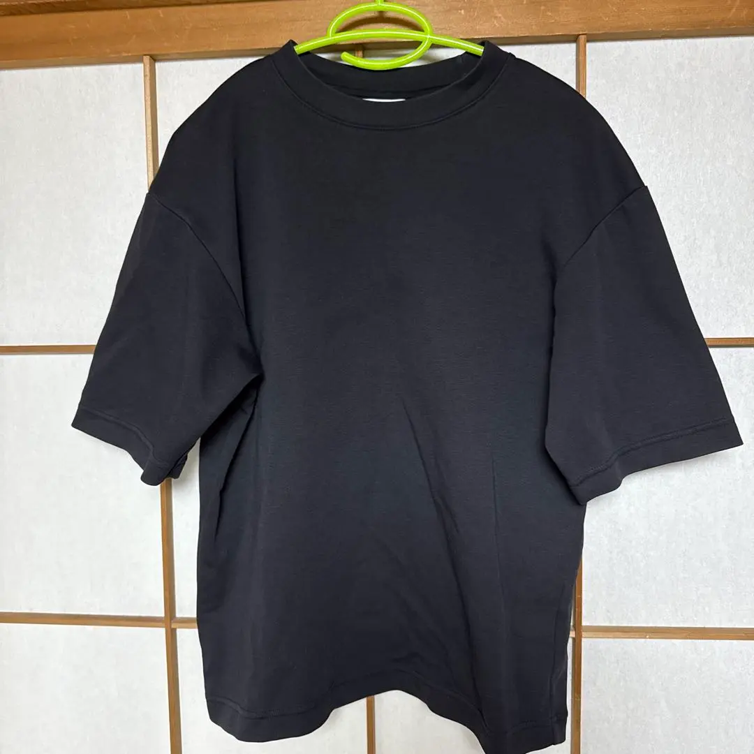 Thumbnail of Uniqlo U