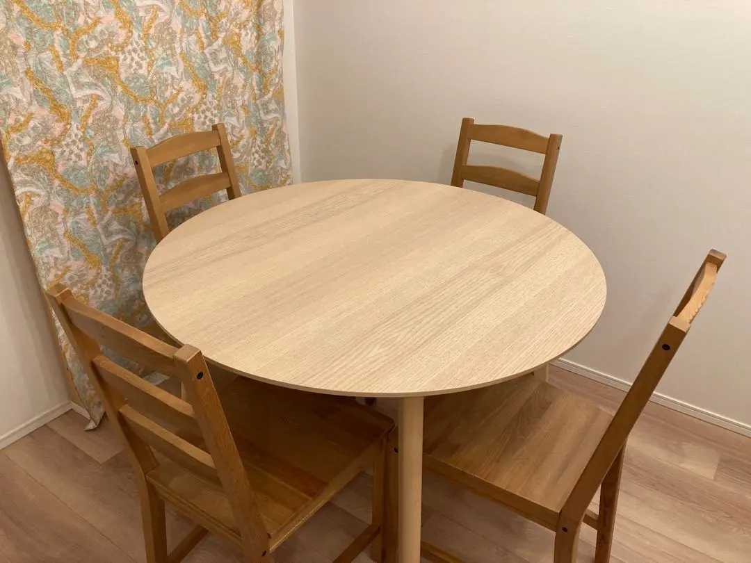 2025年最新】IKEA 天板の形状：円型 ダイニングテーブルの人気