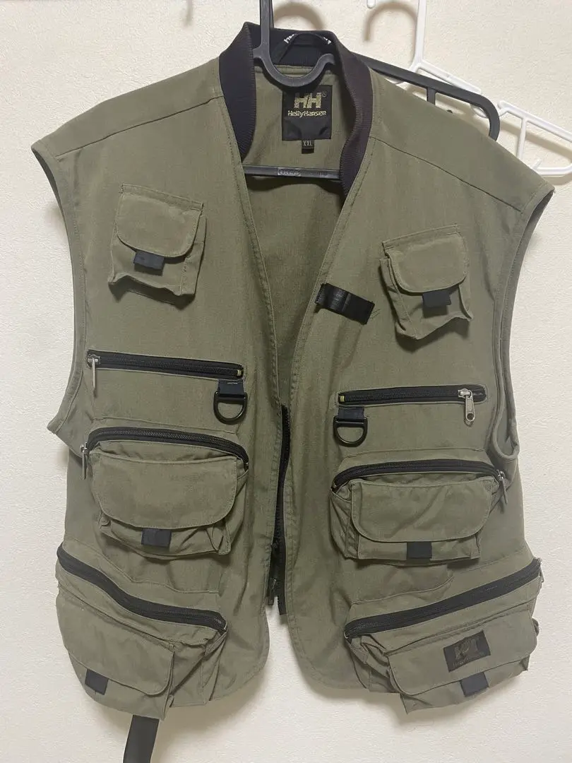 こんな時だからこそオススメの〈HELLY HANSEN × BEAMS