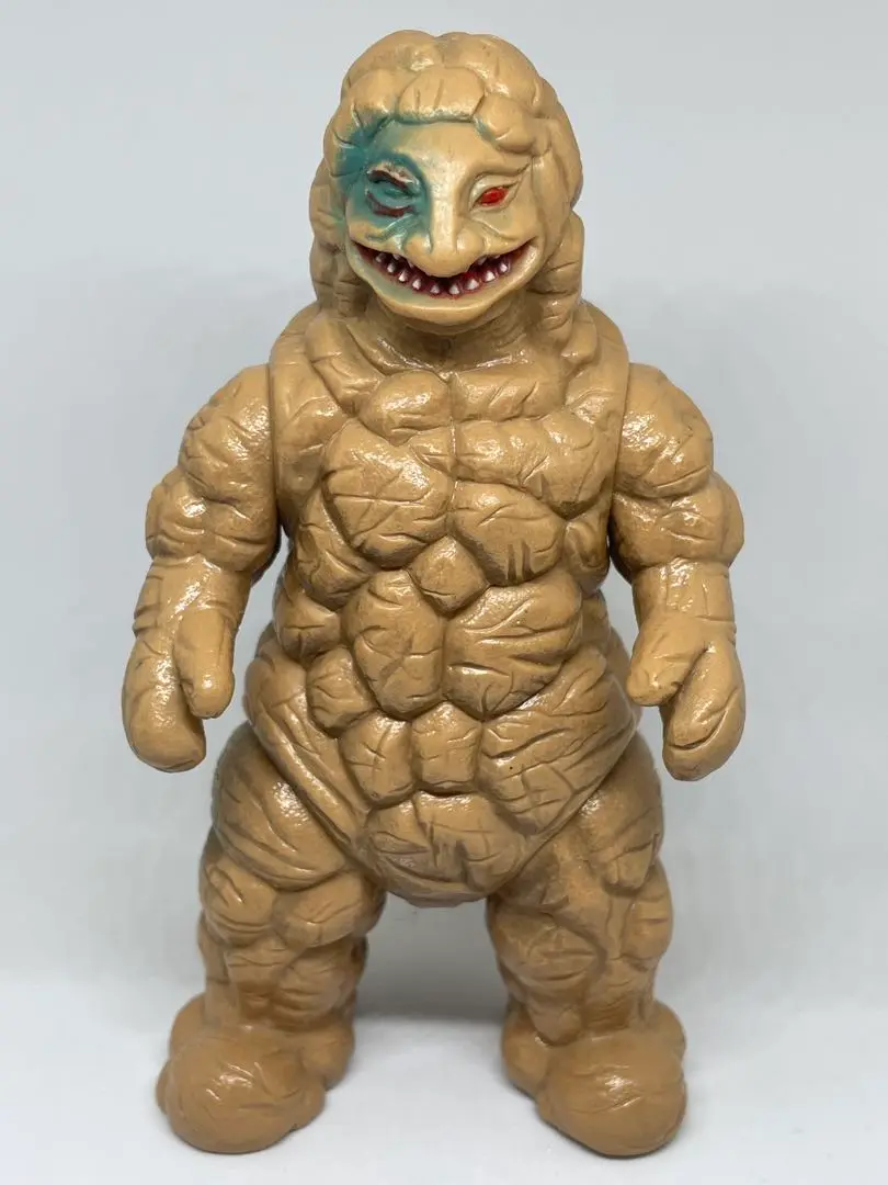 シュガロン風？パチ 怪獣 パチソフビ パチモン パチモノ ウルトラマン パチ 怪獣 パチソフビ パチモン パチモノ ウルトラマン - メルカリ