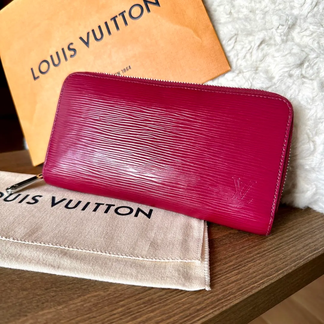 Thumbnail of Louis Vuitton ◆ Epi ◆ Zippy Wallet ◆ Long Wallet ◆ Fuchsia ◆ Red