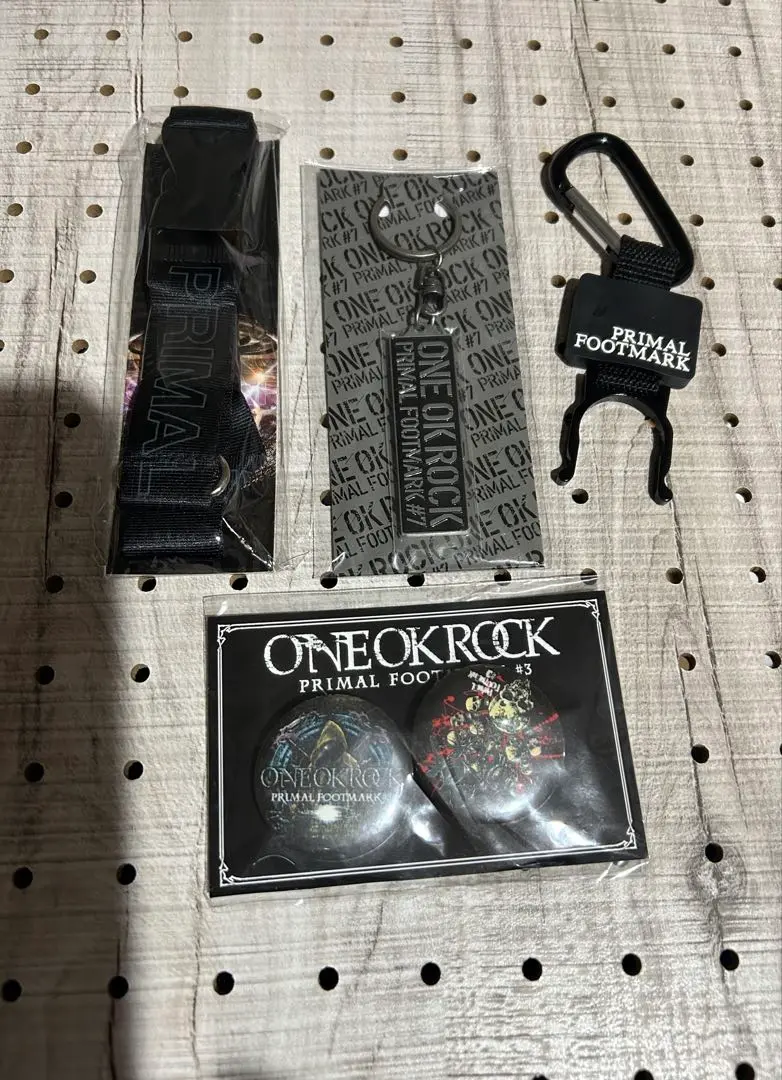 ONEOKROCK ラバーバンド ペットボトルホルダー 2025年最新】ワンオクペットボトルホルダーの人気アイテム