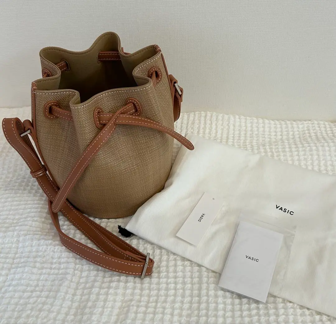 美品 VASIC ヴァジック via ラフィア調 ショルダーバッグ 2way