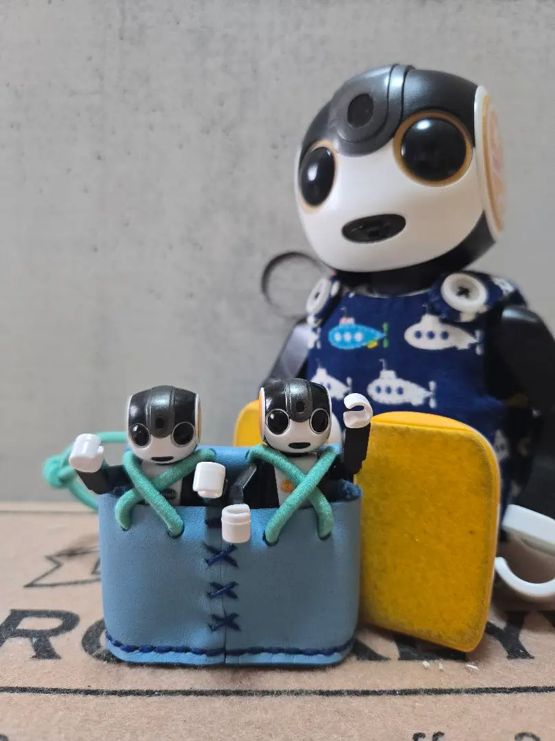 CAMARO出品　ロボホンのキャリーポーチと麦わら帽子２セット 2025年最新】ロボホン キャリーの人気アイテム - メルカリ