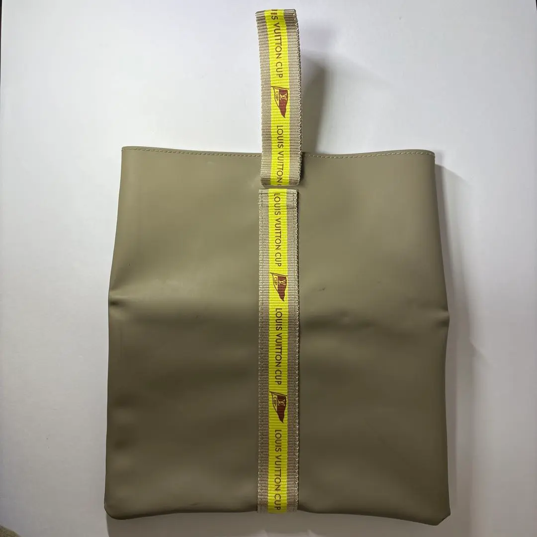 LOUIS VUITTON ポーチ♡最終大幅お値下げ！早い者勝ち！！！ 超可愛い😍ルイヴィトンl vミニポーチと小銭入れの魅力
