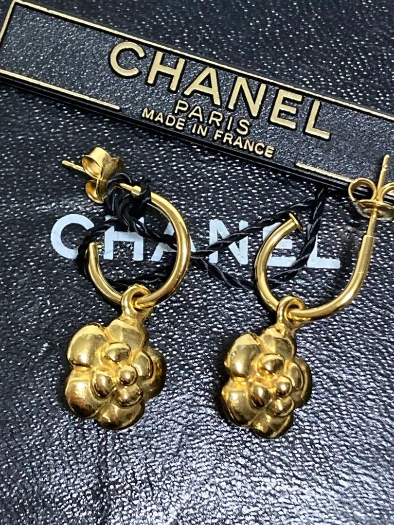 レア　CHANEL シャネルピアス新品 シャネル ピアス レディース シルバー CHANEL ABC162 B14724