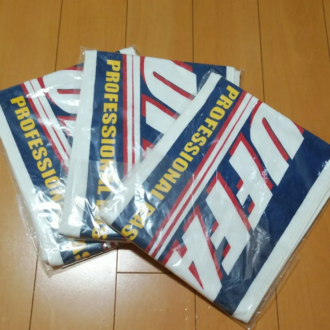 ぴろ様 近鉄バファローズ　タオルセットとグローブセット Amazon.co.jp: 復刻版 近鉄バファローズ タオル 4種類セット