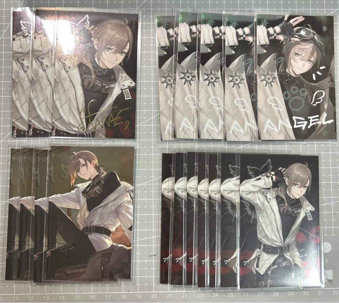 彩虹社 叶ChroNoiR 7周年隨機金屬拍立得卡 19枚套組 的縮圖