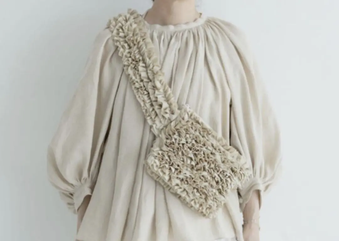 あんこさん専用#gauze フリルカラーブラウス　ecru et pousse あんこさん専用#gauze フリルカラーブラウス ecru et pousse