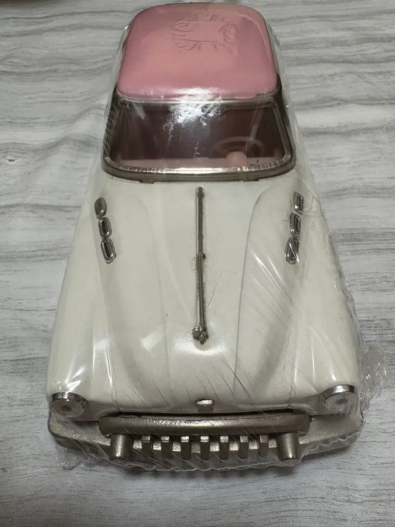 アサヒ玩具　ブリキ　BUICK 1957年モデル ミニカー 1957 Buick Roadmaster Convertible Pink Diecast Model | Motormax