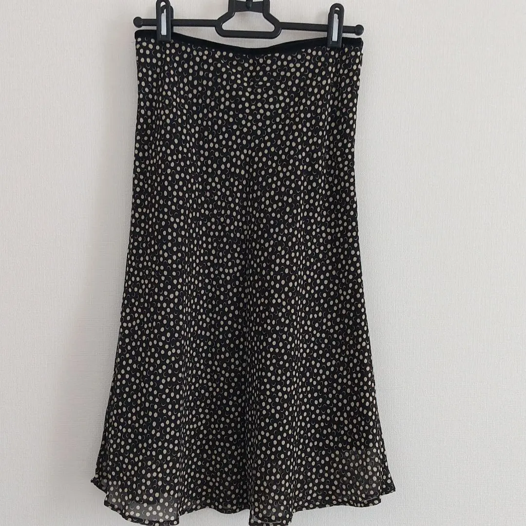 Thumbnail of UNTITLED Knee-length skirt, Elegant