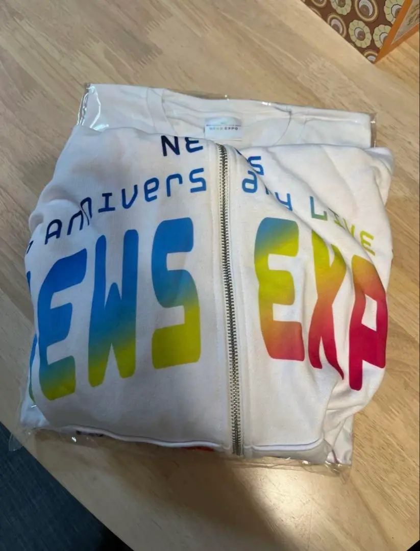 2025年最新】news expo パーカーの人気アイテム - メルカリ
