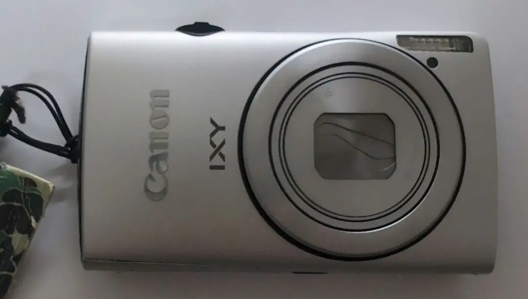 Thumbnail of Canon IXY 600F Compact Digital Camera