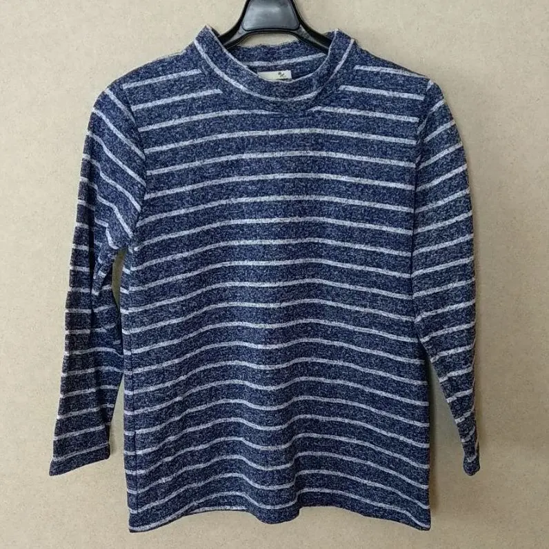 Thumbnail of Border pattern * Navy Fleece-lined pullover