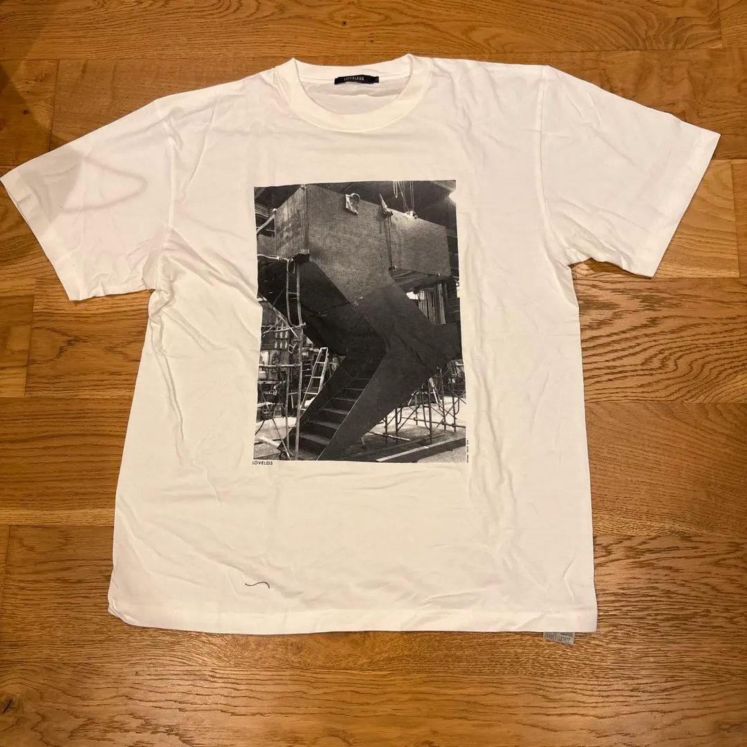Thumbnail of LOVELESS Graphic Print Commemorative T-shirt XL