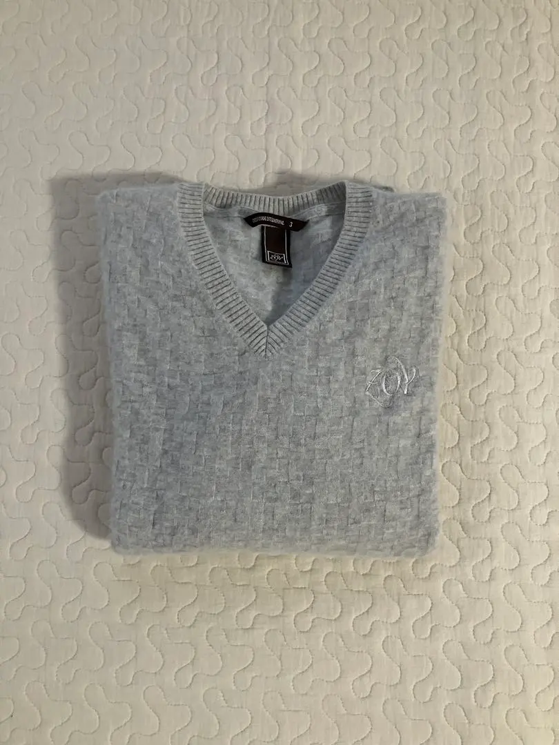 喀什米爾100% ZOY 灰色 V領針織毛衣 高爾夫 的縮圖