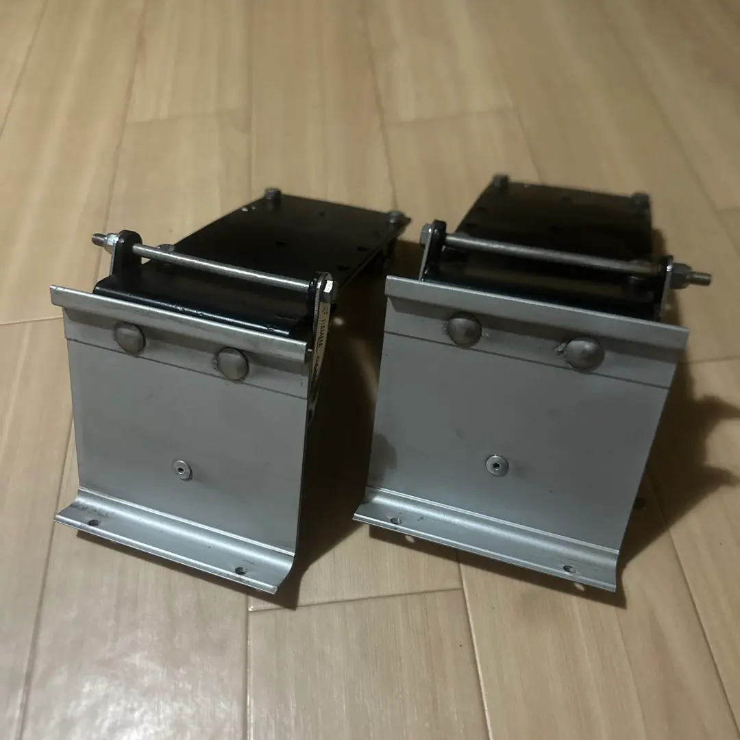 fiamma サイドオーニング取付金具 自作品 FIAMMAフィアマサイドオーニング取付ブラケット【キャリアバー角